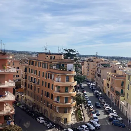 Giulia - With Panoramic View